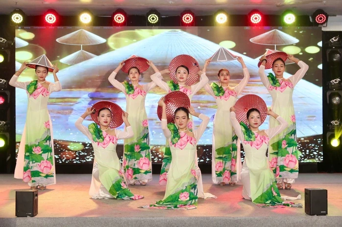 Giải Golf "Tôi yêu Việt Nam" 2026: Chiến thắng của những nhà vô địch Giải Golf "Tôi yêu Việt Nam" 2026: Chiến thắng của những nhà vô địch