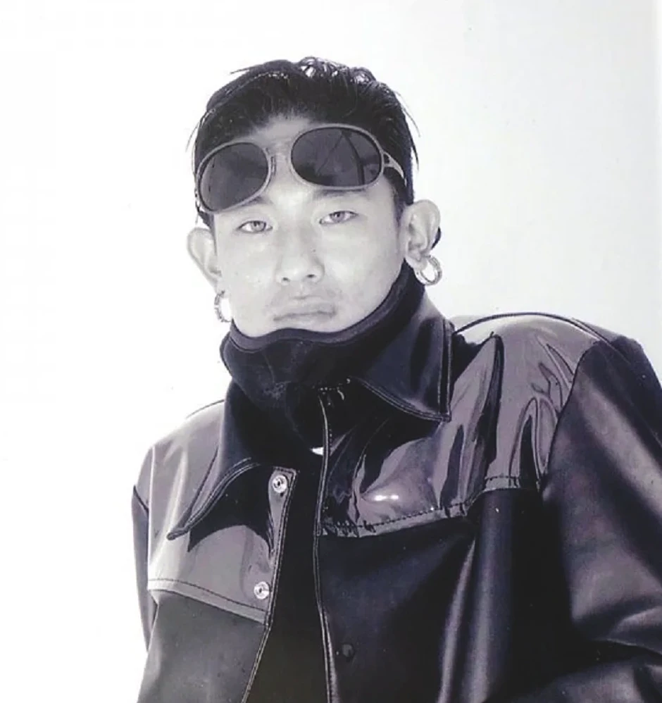 28 vết kim và cái chết bí ẩn của biểu tượng hip-hop Hàn Quốc 28 vết kim và cái chết bí ẩn của biểu tượng hip-hop Hàn Quốc