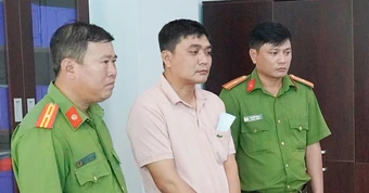 Bắt giam cựu phó trưởng phòng kinh doanh tham ô hơn 5 tỷ đồng