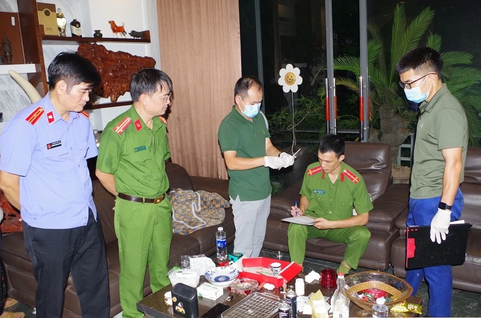 Bắt giữ giang hồ cộm cán Đức "Cộng” Bắt giữ giang hồ cộm cán Đức "Cộng”