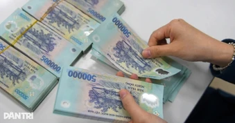 Bắt quả tang 2 người cho vay lãi nặng 7.000 đồng/1 triệu đồng mỗi ngày