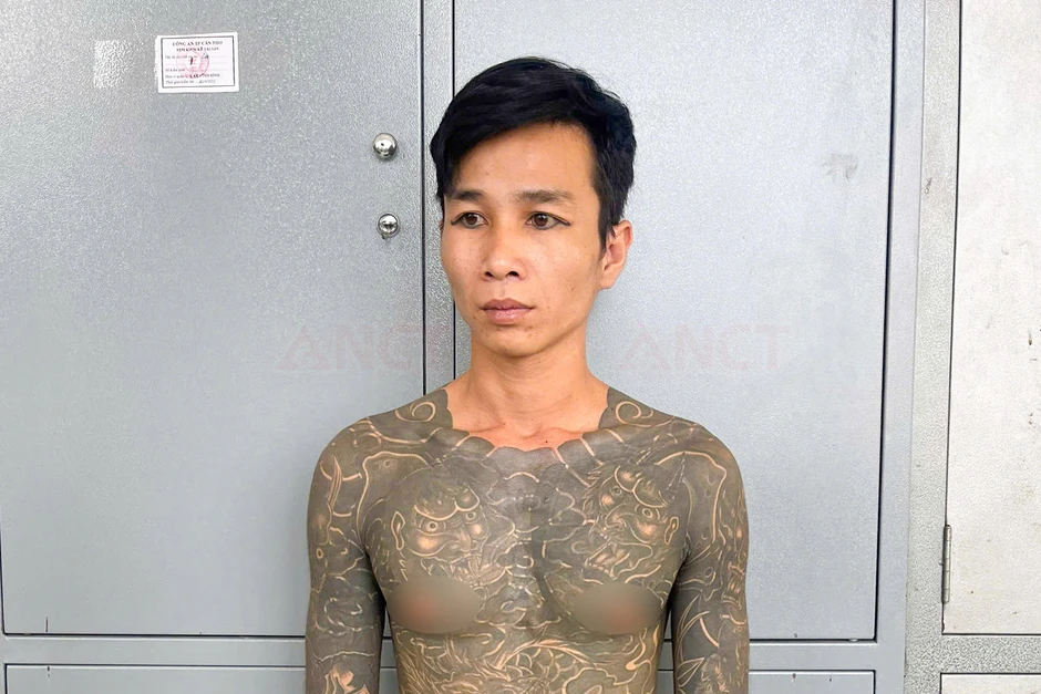 Công an Cần Thơ truy tìm người liên quan vụ 'Tùng đại gia' bị đâm tử vong Công an Cần Thơ truy tìm người liên quan vụ 'Tùng đại gia' bị đâm tử vong