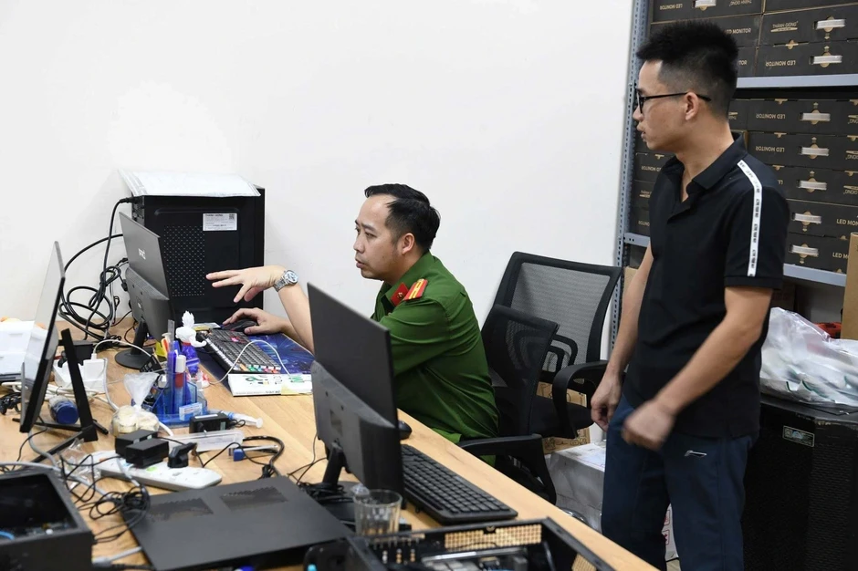 Công an cảnh báo việc sử dụng phần mềm máy tính không có bản quyền Công an cảnh báo việc sử dụng phần mềm máy tính không có bản quyền