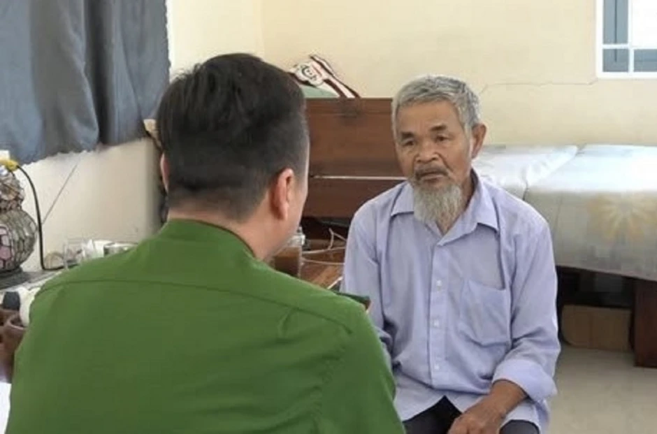 Công an Khánh Hòa bắt giữ nghi phạm giết người sau 4 giờ truy xét Công an Khánh Hòa bắt giữ nghi phạm giết người sau 4 giờ truy xét