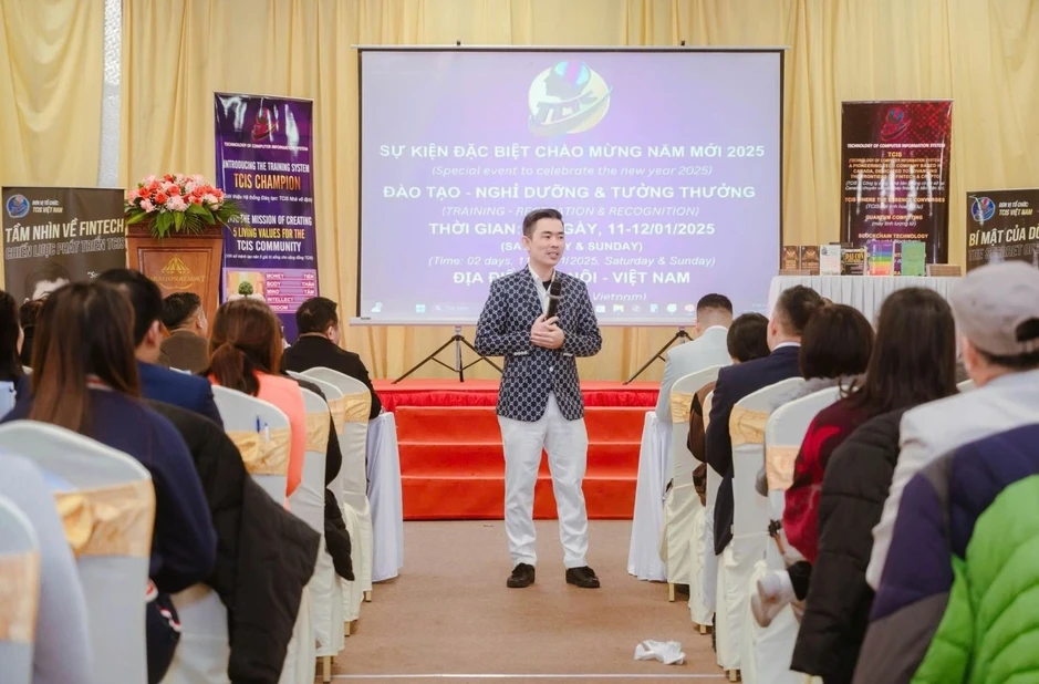 Công an tìm bị hại trong đường dây đa cấp núp bóng đầu tư tiền kỹ thuật số Công an tìm bị hại trong đường dây đa cấp núp bóng đầu tư tiền kỹ thuật số