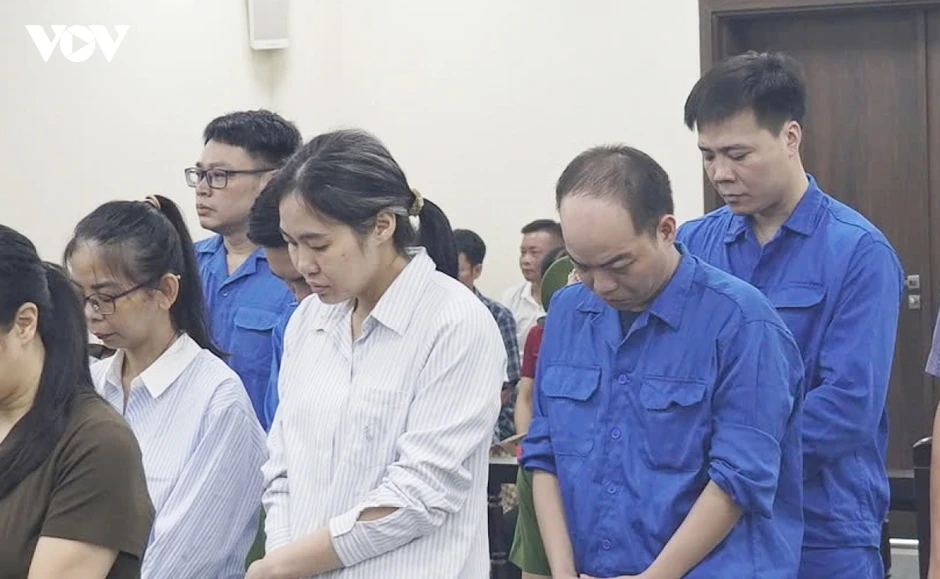 Cựu Cục phó Nguyễn Thế Việt bị tuyên án 6 năm tù về tội nhận hối lộ Cựu Cục phó Nguyễn Thế Việt bị tuyên án 6 năm tù về tội nhận hối lộ