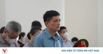 Cựu Cục trưởng Nguyễn Thanh Phong, Trần Việt Nga được giảm án tù vụ Nhận hối lộ