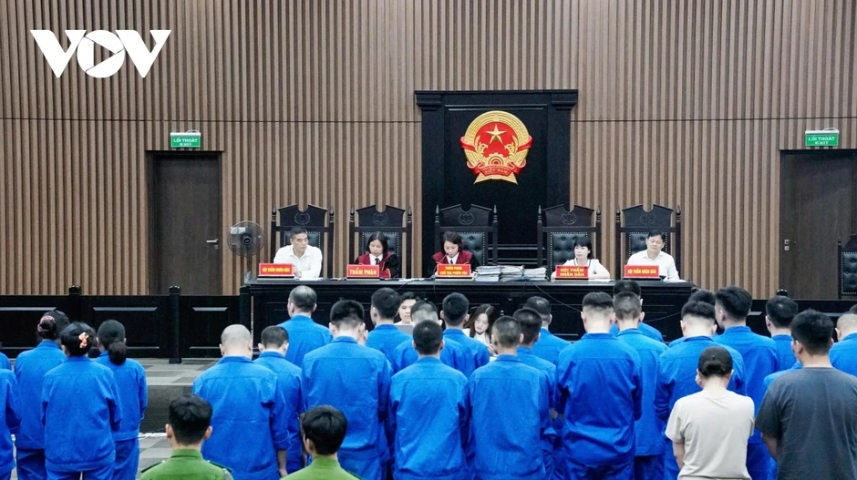 Cựu Phó chủ tịch phường "bay lắc" với hai nữ nhân viên bị đề nghị án tù Cựu Phó chủ tịch phường "bay lắc" với hai nữ nhân viên bị đề nghị án tù