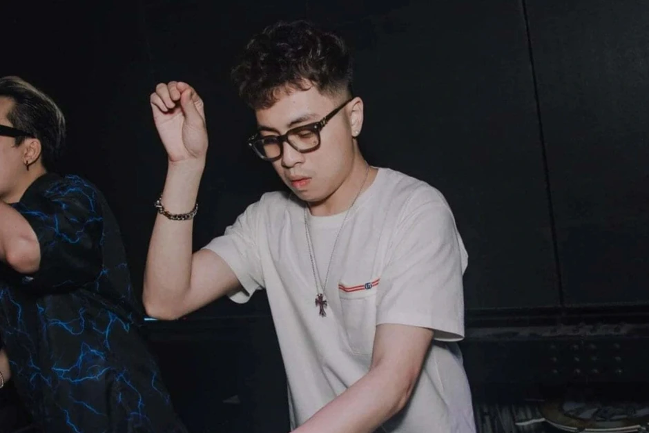 DJ Thái Hoàng được vợ chi 1,4 tỷ đồng “chạy” giám định tâm thần DJ Thái Hoàng được vợ chi 1,4 tỷ đồng “chạy” giám định tâm thần