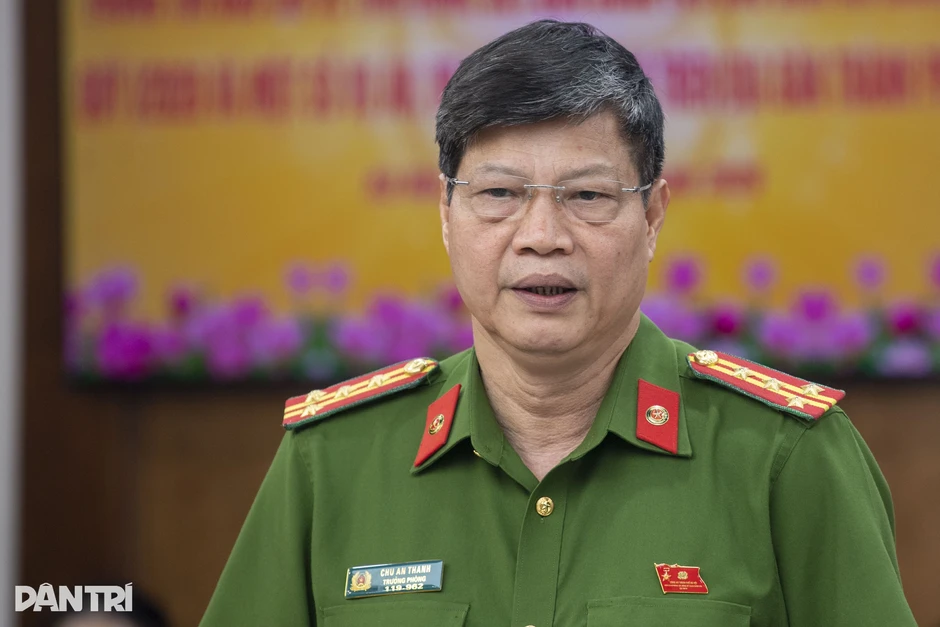 Giám đốc Công an Hà Nội: Truy trách nhiệm các bếp ăn vụ 300 tấn lợn bệnh Giám đốc Công an Hà Nội: Truy trách nhiệm các bếp ăn vụ 300 tấn lợn bệnh