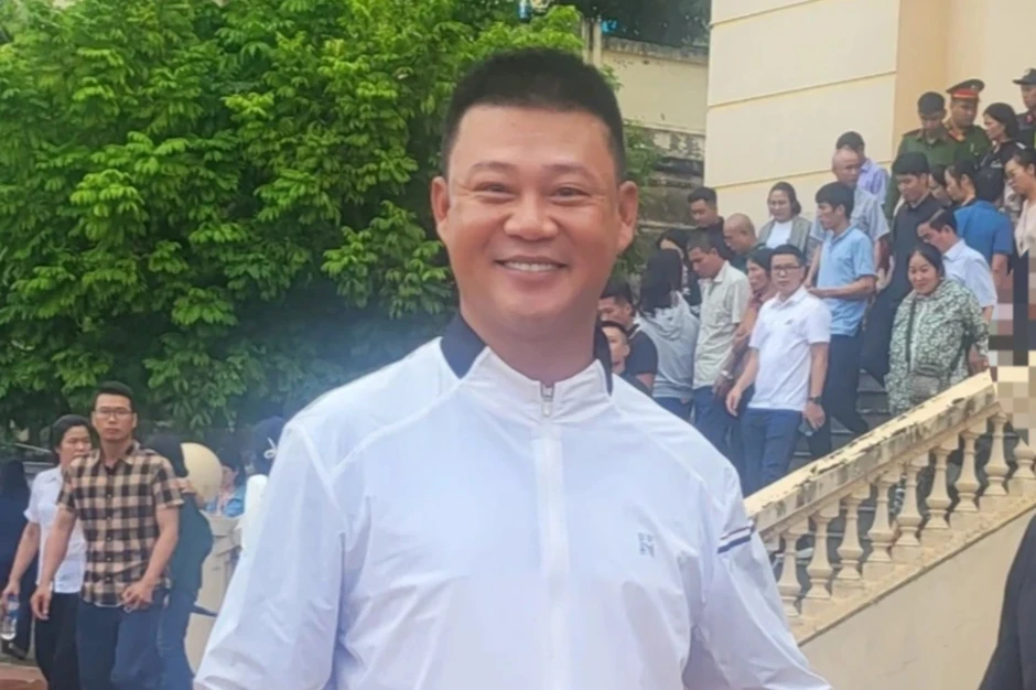 Hàng loạt tình tiết mới trước phiên xét xử cựu Phó Bí thư Tỉnh đoàn Yên Bái Hàng loạt tình tiết mới trước phiên xét xử cựu Phó Bí thư Tỉnh đoàn Yên Bái