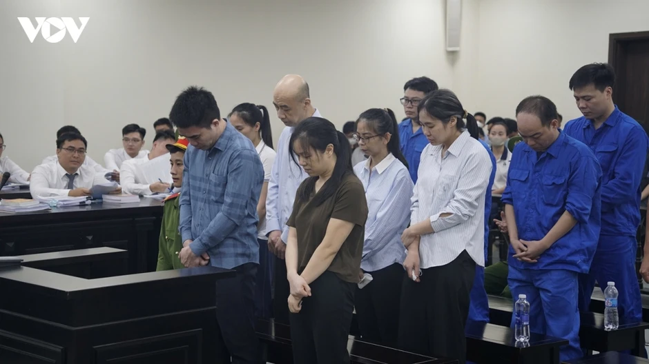 Kẻ chủ mưu sản xuất 100 tấn thực phẩm chức năng giả bị đề nghị 15-18 năm tù Kẻ chủ mưu sản xuất 100 tấn thực phẩm chức năng giả bị đề nghị 15-18 năm tù