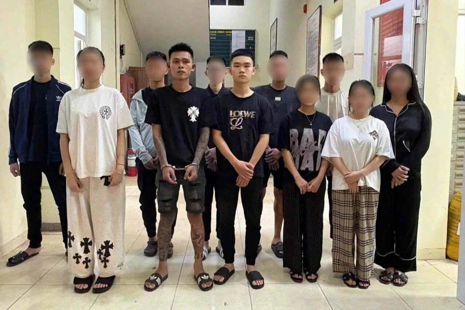 Khởi tố vụ đánh nhau tại Quán Nhỏ, làm rõ 14 người liên quan Khởi tố vụ đánh nhau tại Quán Nhỏ, làm rõ 14 người liên quan