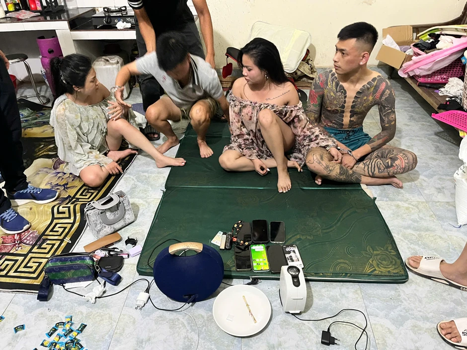 Kiểm tra nhà Phạm Thị Linh SN 1992 và vụ bắt giữ khẩn cấp