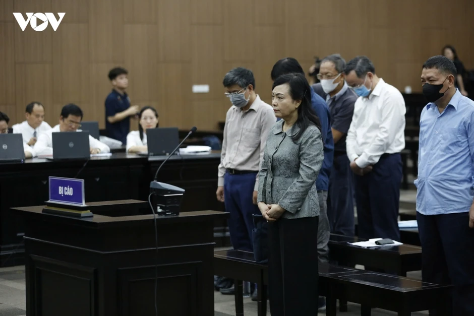 Mức án cụ thể cho cựu Bộ trưởng Bộ Y tế Nguyễn Thị Kim Tiến và 9 bị cáo Mức án cụ thể cho cựu Bộ trưởng Bộ Y tế Nguyễn Thị Kim Tiến và 9 bị cáo