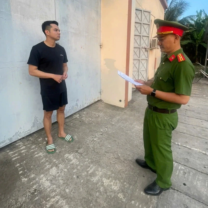 Phục hồi điều tra kẻ chém chết người rồi đến bệnh viện điều trị Phục hồi điều tra kẻ chém chết người rồi đến bệnh viện điều trị