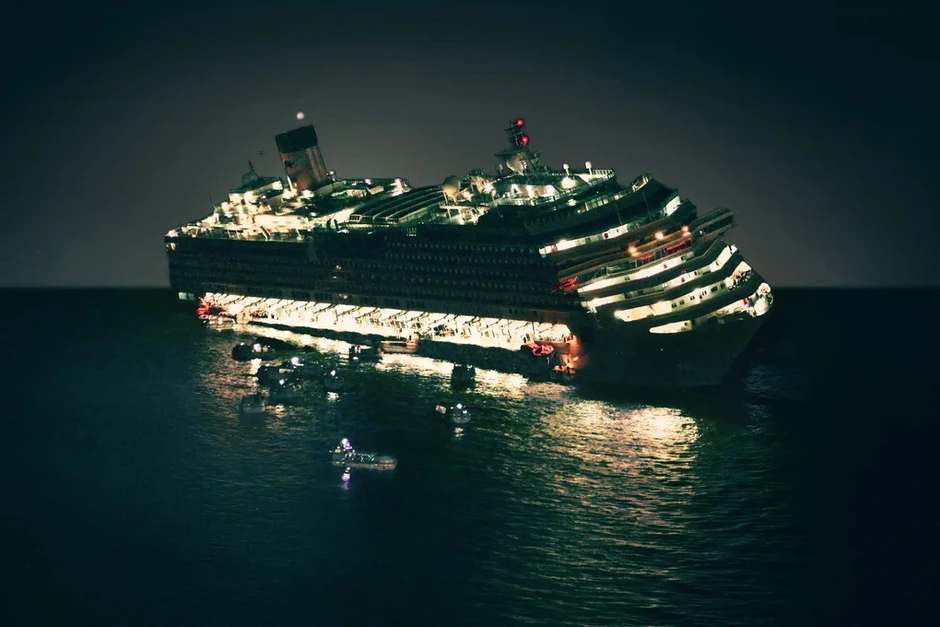 Sai lầm trên buồng lái dẫn đến thảm họa 'Titanic của Italy'