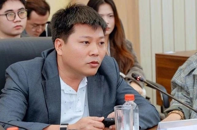 Sự tinh vi của Eric Vương và sàn giao dịch ONUS Sự tinh vi của Eric Vương và sàn giao dịch ONUS