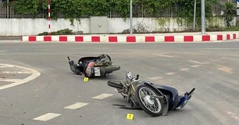 Thanh niên không có bằng lái tự gây tai nạn khiến bạn ngồi sau xe tử vong