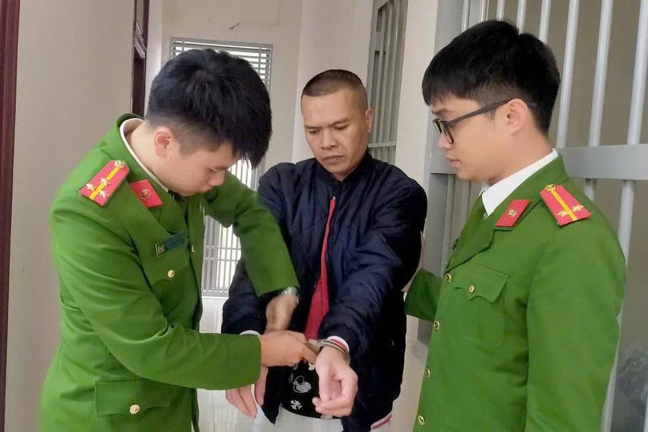 Thủ đoạn tinh vi khó tin của 2 ông trùm Lương Xuân Duyên và Phạm Văn Diệm Thủ đoạn tinh vi khó tin của 2 ông trùm Lương Xuân Duyên và Phạm Văn Diệm