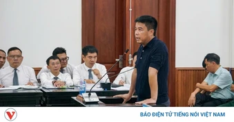 Tòa phúc thẩm tuyên án treo với hai cựu thiếu tướng vụ án liên quan Nguyễn Văn Hậu