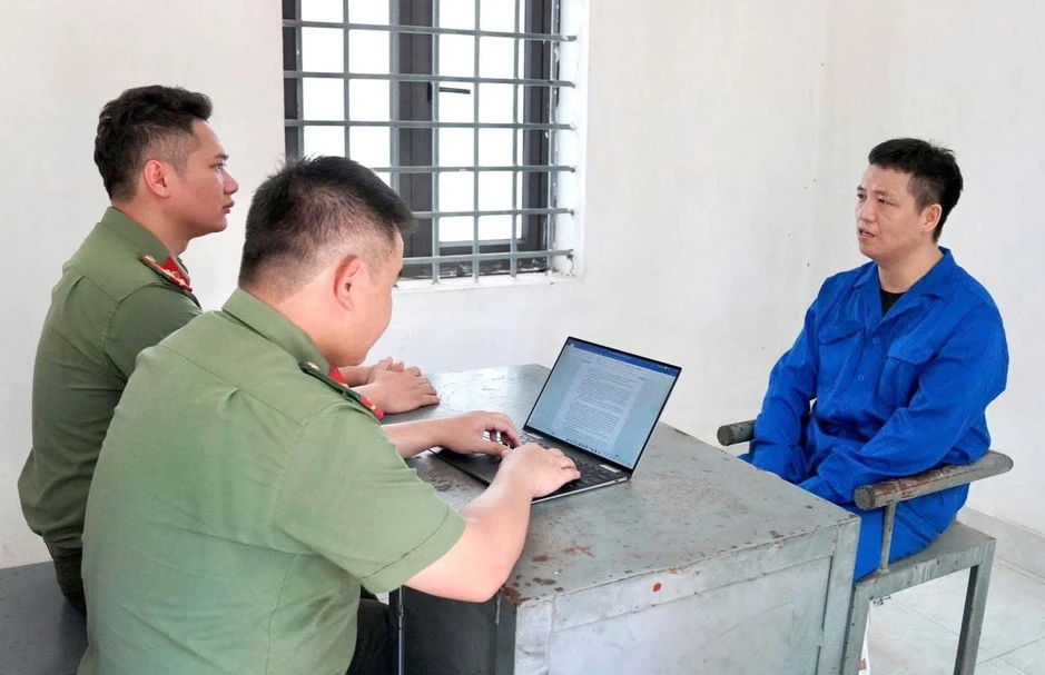 Triệt phá đường dây mua bán vũ khí quân dụng, thu giữ 422 bộ súng nén hơi Triệt phá đường dây mua bán vũ khí quân dụng, thu giữ 422 bộ súng nén hơi