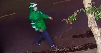 Vụ người đàn ông tử vong sau 5 phát đạn: Nghi phạm cởi áo Grab sau gây án