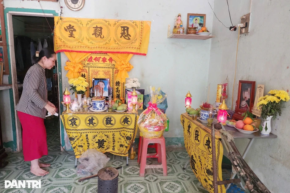 Vụ nữ sinh ở Vĩnh Long tử vong: Hơn 20 cuộc gọi "nhờ vả" Vụ nữ sinh ở Vĩnh Long tử vong: Hơn 20 cuộc gọi "nhờ vả"