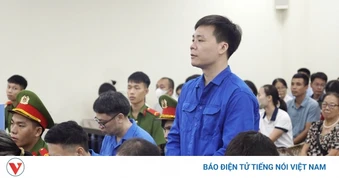 Xét xử Nguyễn Năng Mạnh cùng đồng phạm vụ 100 tấn thực phẩm chức năng giả
