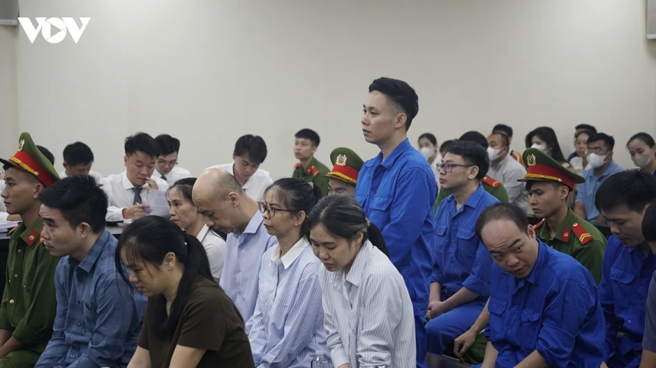 Xét xử Nguyễn Năng Mạnh cùng đồng phạm vụ 100 tấn thực phẩm chức năng giả