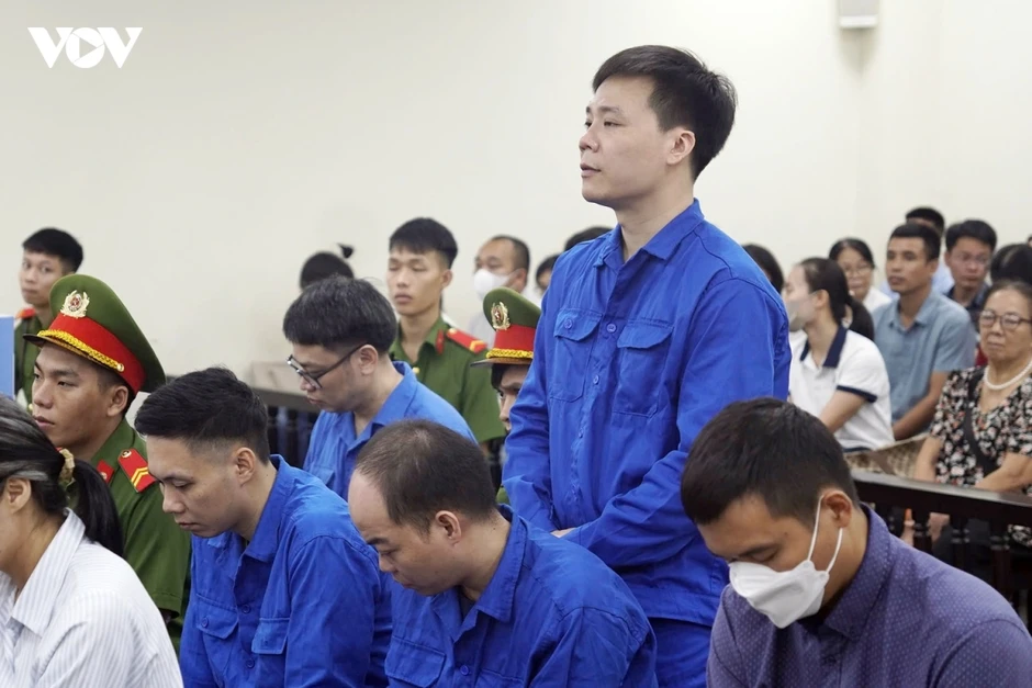 Xét xử Nguyễn Năng Mạnh cùng đồng phạm vụ 100 tấn thực phẩm chức năng giả