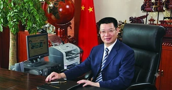 “Hiệu trưởng đẹp trai nhất Trung Quốc” và cái kết sau 11 năm biến trường đại học thành “vương quốc riêng”