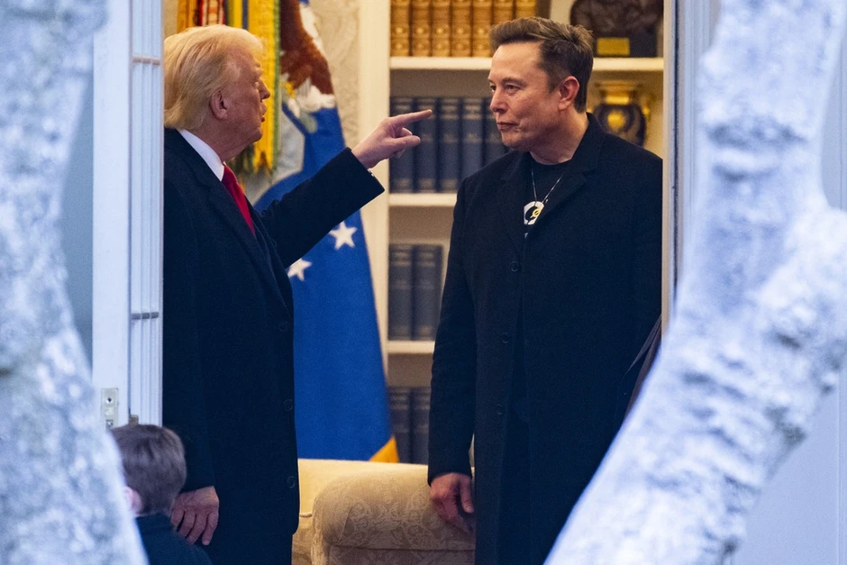 Cách Elon Musk 'gương vỡ lại lành' với ông Trump