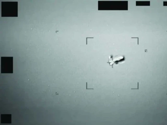 Có gì trong 162 hồ sơ về UFO vừa được Mỹ công bố? Có gì trong 162 hồ sơ về UFO vừa được Mỹ công bố?