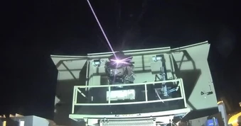 Dàn vũ khí "khủng" làm rung chuyển Trung Đông: Đồn đoán về vũ khí laser tối tân