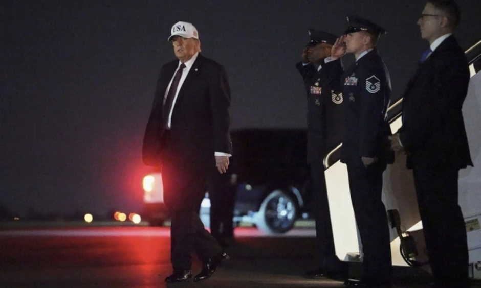 Động lực có thể thúc đẩy ông Trump quyết định không kích Iran