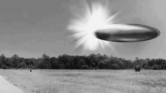 Giải mật hồ sơ về UFO
