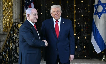 Hai tháng ông Trump đổi ý về đòn tấn công Iran