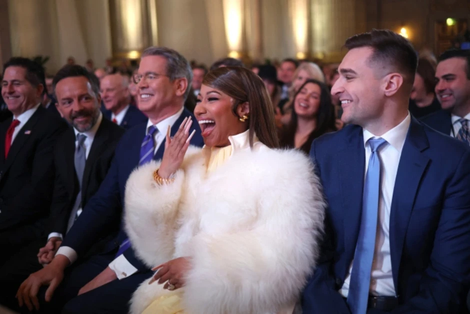 Hành trình rapper Nicki Minaj từ phản đối thành người hâm mộ ông Trump Hành trình rapper Nicki Minaj từ phản đối thành người hâm mộ ông Trump
