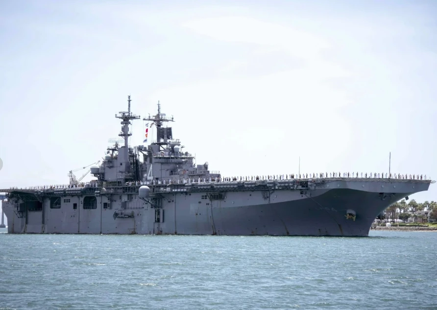 Iran đổi luật chơi ở Hormuz, Mỹ rơi vào thế tiến thoái lưỡng nan
