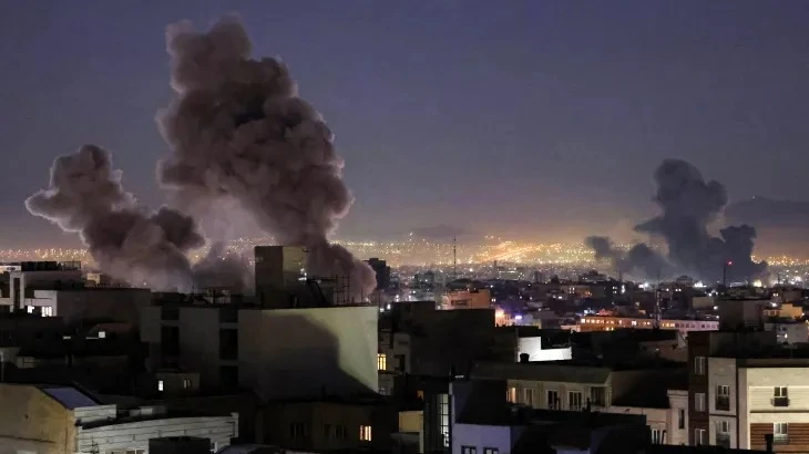 Iran hứng đòn phối hợp Mỹ – Israel: HQ-9B 'bó tay' trước hỏa lực áp đảo – Công nghệ Trung Quốc bị 'giải mã'? Iran hứng đòn phối hợp Mỹ – Israel: HQ-9B 'bó tay' trước hỏa lực áp đảo – Công nghệ Trung Quốc bị 'giải mã'?