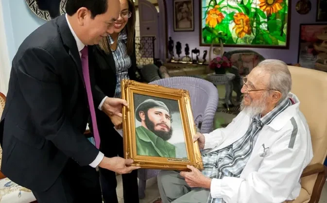 Lãnh tụ Cuba Fidel Castro: Vun đắp tình hữu nghị đặc biệt, hiếm có