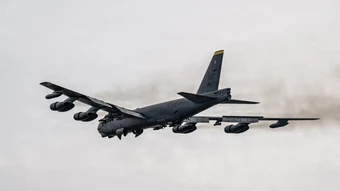 Nghịch lý của không quân Mỹ với oanh tạc cơ B-52