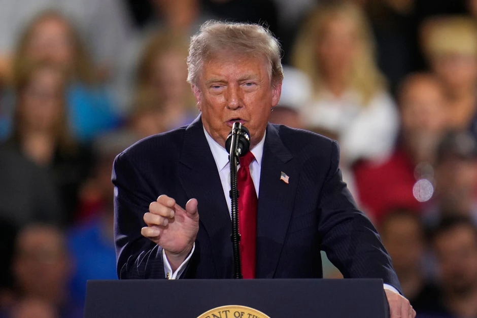 Những lần ông Trump dọa đánh rồi thôi với Iran Những lần ông Trump dọa đánh rồi thôi với Iran