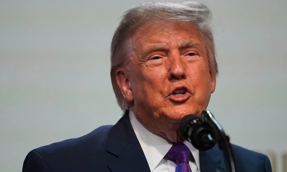Những lần ông Trump dọa đánh rồi thôi với Iran Những lần ông Trump dọa đánh rồi thôi với Iran