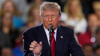 Những lần ông Trump dọa đánh rồi thôi với Iran