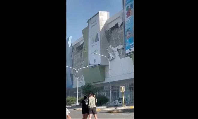 Philippines và hàng loạt nước khẩn cấp sơ tán dân tránh sóng thần Philippines và hàng loạt nước khẩn cấp sơ tán dân tránh sóng thần