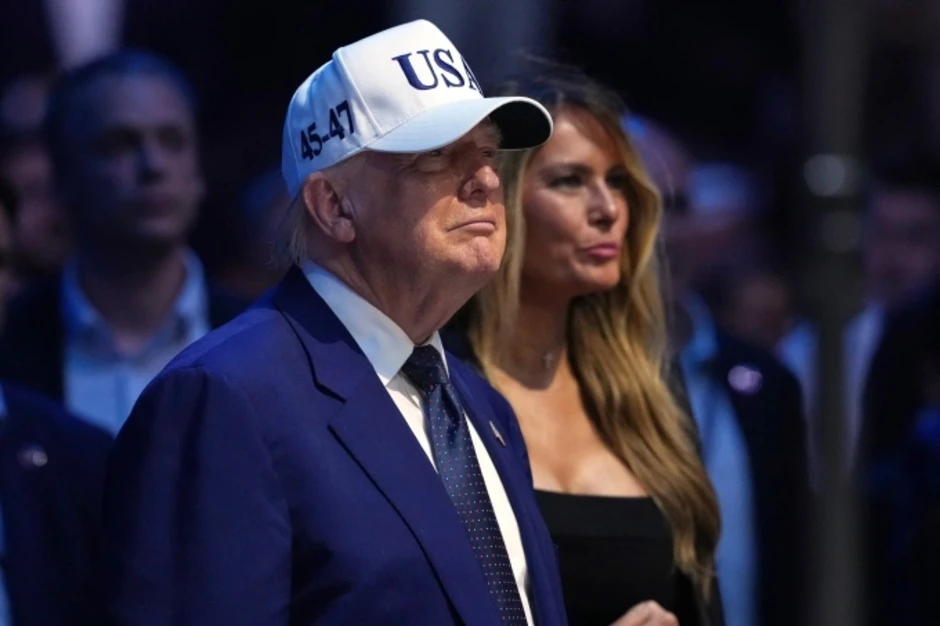 Phong cách làm việc thách thức tuổi 80 của ông Trump Phong cách làm việc thách thức tuổi 80 của ông Trump
