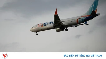 Sự hoảng loạn trong máy bay Flydubai suýt rơi do hành vi bất thường của cơ phó