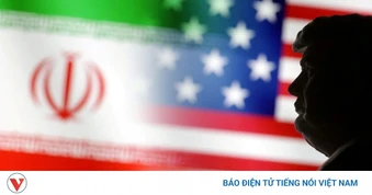 Tại sao Mỹ bất ngờ ngừng ném bom Iran dù ông Trump từng rất cả quyết?